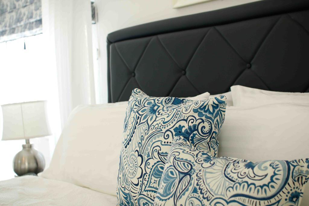 Cattleya Luxury Suites 金斯敦 客房 照片